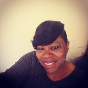 Meet your Posher, Denise